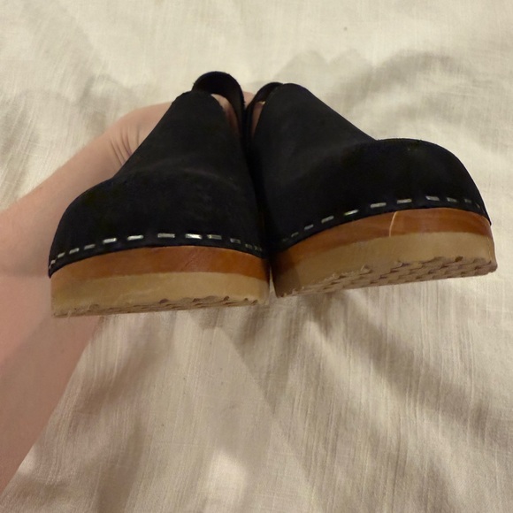 Hanna Andersson Black Slingback Clogs size 32 - Picture 3 of 6